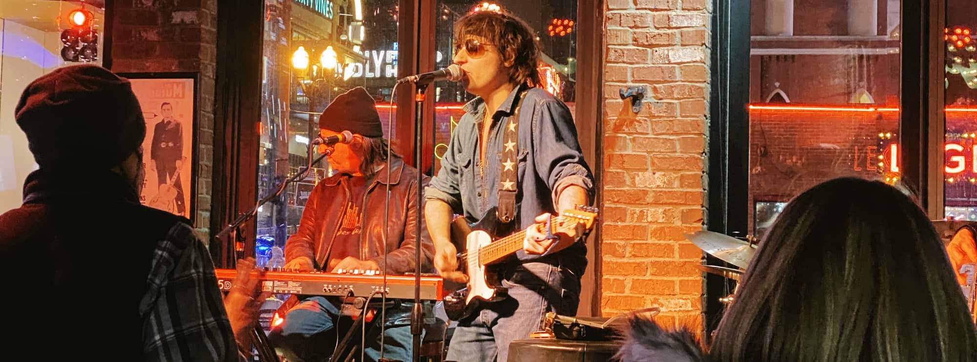 bar singer on guitar in Chattanooga